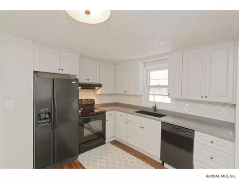 15 Christina Ct, Saratoga Springs, NY 12866 photo 8