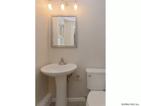 15 Christina Ct, Saratoga Springs, NY 12866 photo 11