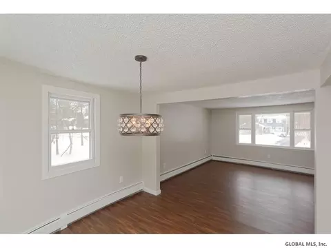 15 Christina Ct, Saratoga Springs, NY 12866 photo 5