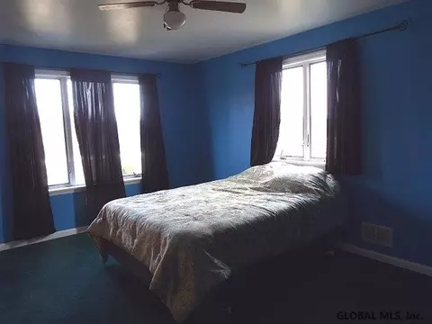 403 Mckay Rd, Amsterdam, NY 12010 photo 12