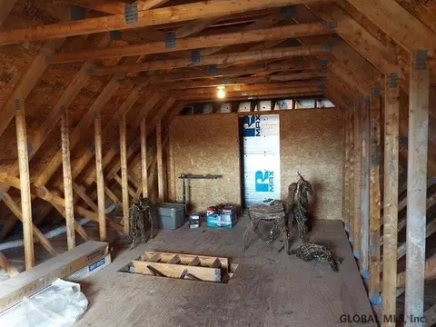 403 Mckay Rd, Amsterdam, NY 12010 photo 15