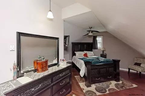 1280 Baker Ave, Schenectady, NY 12309 photo 16