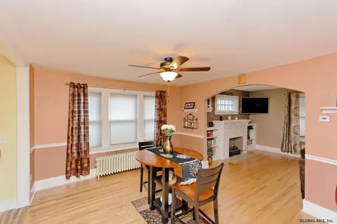 1280 Baker Ave, Schenectady, NY 12309 photo 9