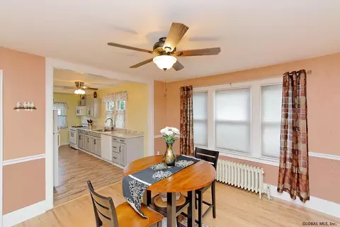 1280 Baker Ave, Schenectady, NY 12309 photo 10