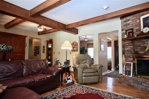 76 Parkwyn Dr, Delmar, NY 12054 photo 6