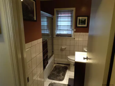 48 Cherry Ave, Delmar, NY 12054 photo 6