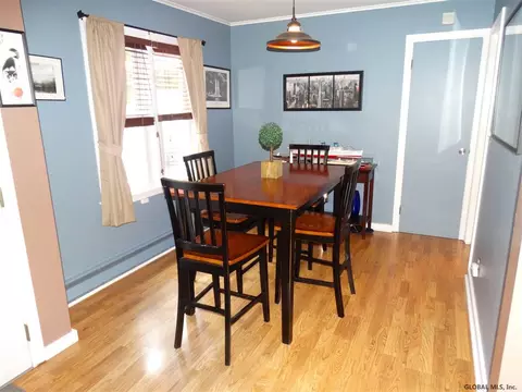 48 Cherry Ave, Delmar, NY 12054 photo 5
