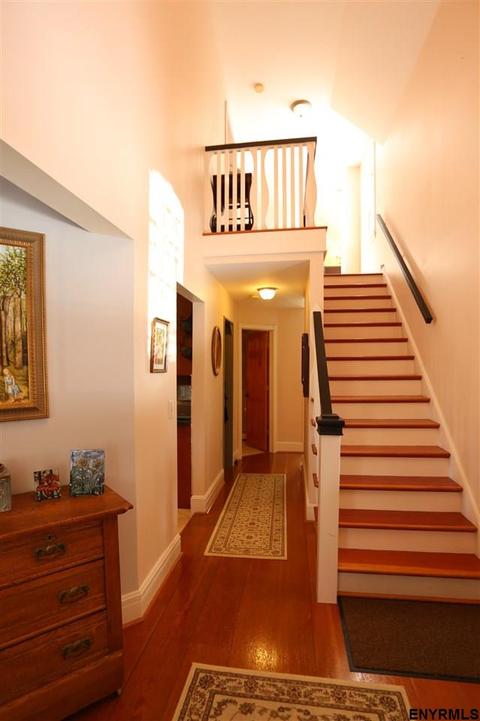 289 Rector Rd, Schenectady, NY 12302 photo 2