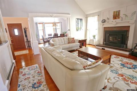289 Rector Rd, Schenectady, NY 12302 photo 4