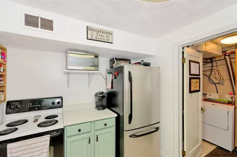 1013 Obrien Ave, Schenectady, NY 12303 photo 12