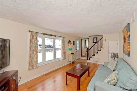 1013 Obrien Ave, Schenectady, NY 12303 photo 5