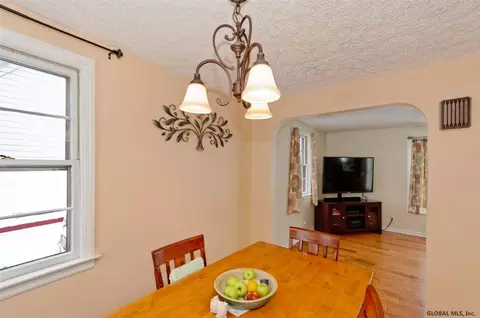 1013 Obrien Ave, Schenectady, NY 12303 photo 9