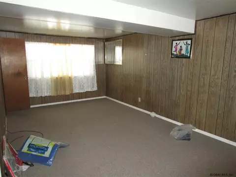 305 Oregon Ave, Schenectady, NY 12304 photo 6