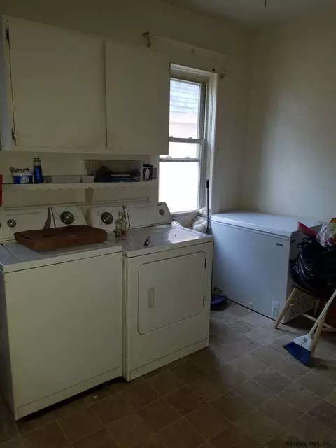 1222 Webster St, Schenectady, NY 12303 photo 5