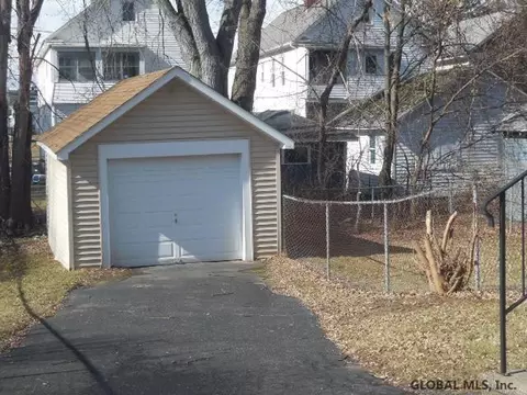 1087 Keyes Ave, Schenectady, NY 12309 photo 5