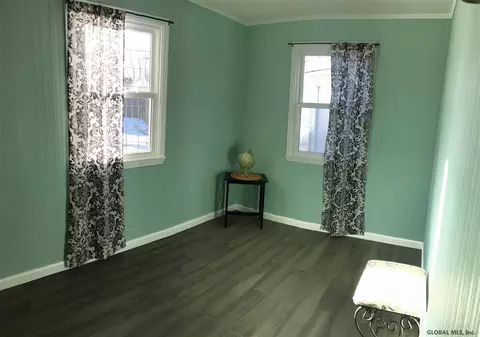 1081 Outer Dr, Schenectady, NY 12303 photo 8