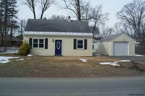 1081 Outer Dr, Schenectady, NY 12303 photo 2