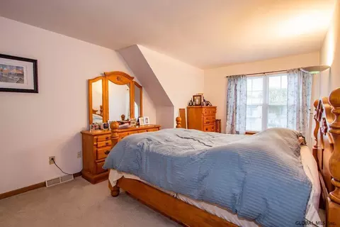 494 Chadwick Rd, Schenectady, NY 12304 photo 13