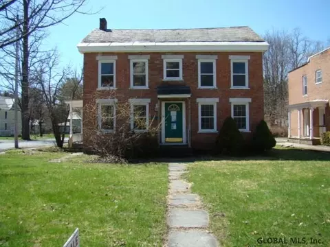 14 E Main St, Cambridge, NY 12816 photo 1