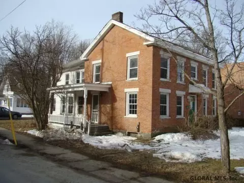 14 E Main St, Cambridge, NY 12816 photo 4