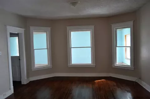 131 Elder St, Schenectady, NY 12304 photo 8