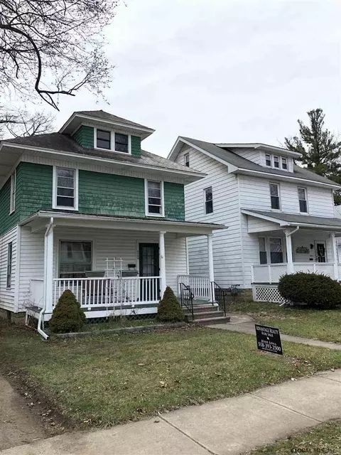 1129 Baker Ave, Schenectady, NY 12309 photo 2