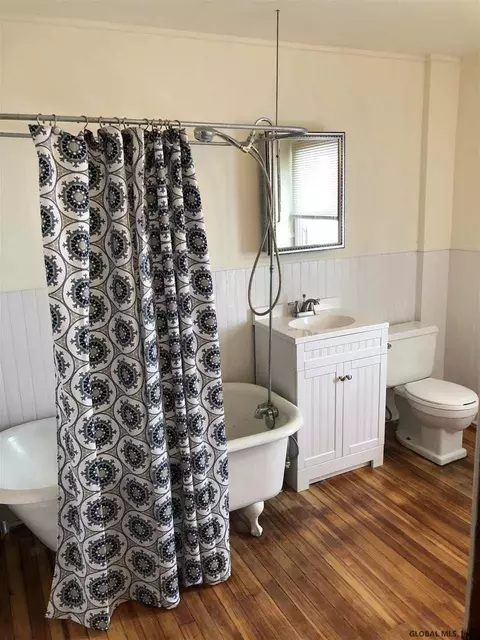 1129 Baker Ave, Schenectady, NY 12309 photo 10