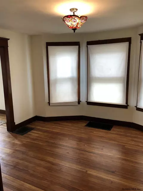 1129 Baker Ave, Schenectady, NY 12309 photo 12