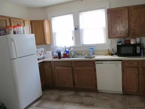1122 Sumner Ave, Schenectady, NY 12309 photo 7