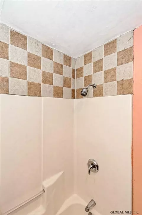 841 Hillside Ave, Schenectady, NY 12308 photo 14