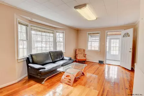255 E Campbell Rd, Schenectady, NY 12303 photo 2