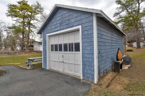 255 E Campbell Rd, Schenectady, NY 12303 photo 21