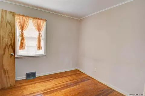 255 E Campbell Rd, Schenectady, NY 12303 photo 14