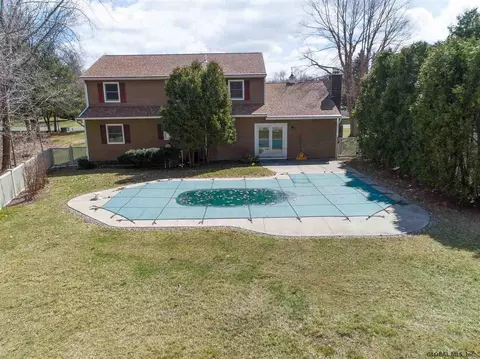 29 Bernard Pl, Glenmont, NY 12077 photo 29