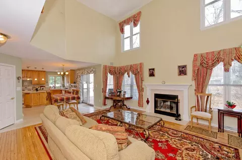 1 Egmont Ct, Delmar, NY 12054 photo 8