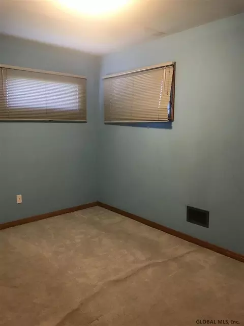 1108 Wavell Rd, Schenectady, NY 12303 photo 10