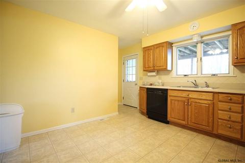 1 Lee Ave, Schenectady, NY 12303 photo 4
