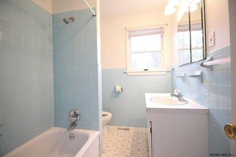 1 Lee Ave, Schenectady, NY 12303 photo 5