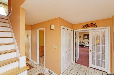 191 Droms Rd, Schenectady, NY 12302 photo 4