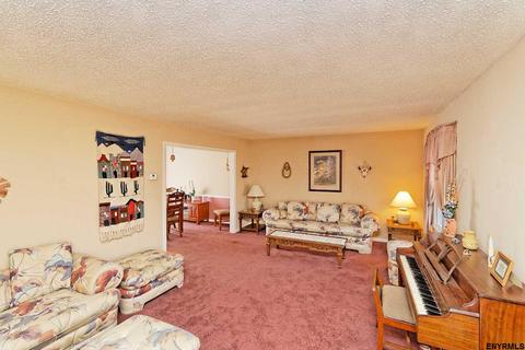 191 Droms Rd, Schenectady, NY 12302 photo 5