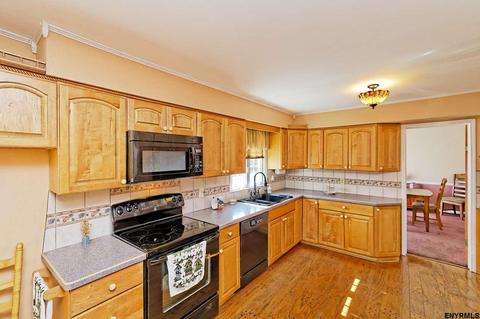 191 Droms Rd, Schenectady, NY 12302 photo 12