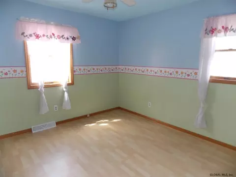 100 Devitt Rd, Waterford, NY 12188 photo 8