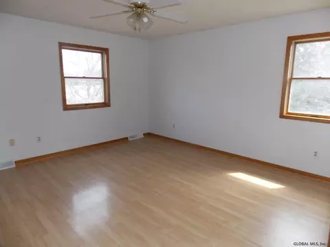 100 Devitt Rd, Waterford, NY 12188 photo 10