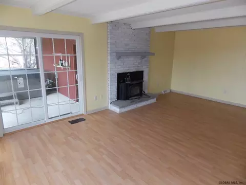 100 Devitt Rd, Waterford, NY 12188 photo 5