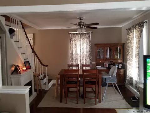 438 2nd St, Schenectady, NY 12306 photo 11