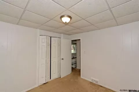 2570 Putnam St, Schenectady, NY 12304 photo 13