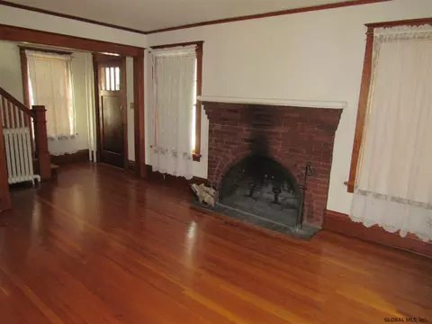 637 E Main St, Cobleskill, NY 12043 photo 7