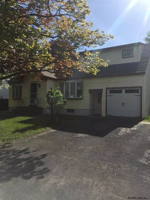 364 E Campbell Rd, Schenectady, NY 12303 photo 2
