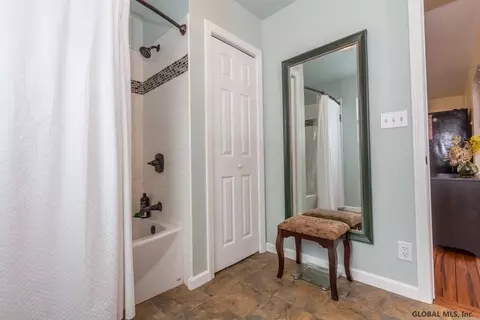 364 E Campbell Rd, Schenectady, NY 12303 photo 19