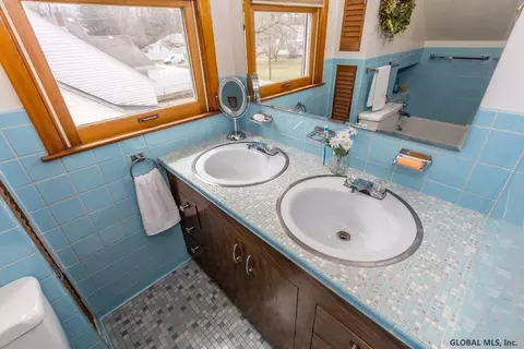 364 E Campbell Rd, Schenectady, NY 12303 photo 32